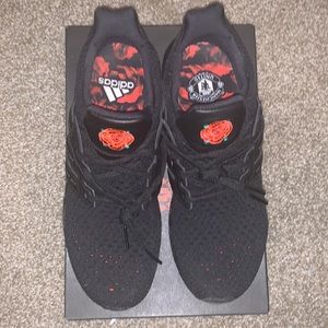 Manchester United Adidas ultra boost